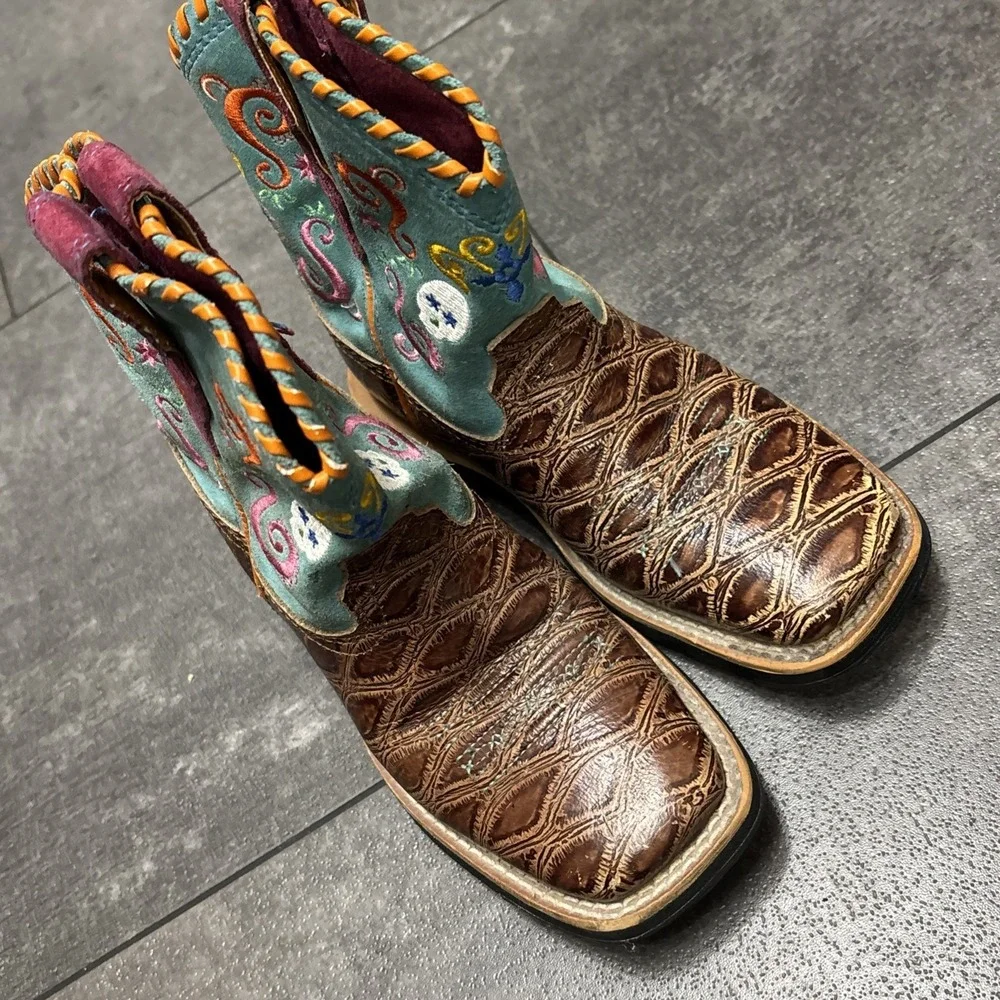 Ariat Fatbaby Leather Embroidered Cowboy Boots Pink Ostrich Print Skulls 10.5 - Picture 1 of 6